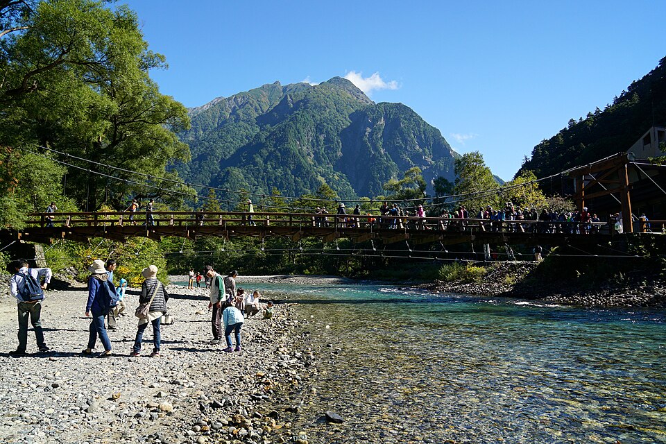 150920 Kappa-bashi Kamikochi Japan02n.jpg